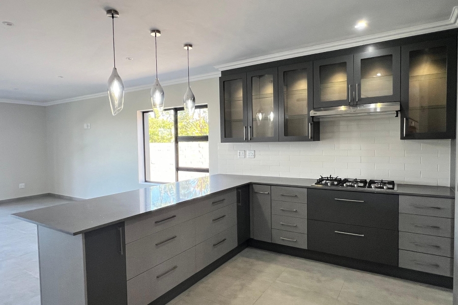 3 Bedroom Property for Sale in Wavecrest Eastern Cape